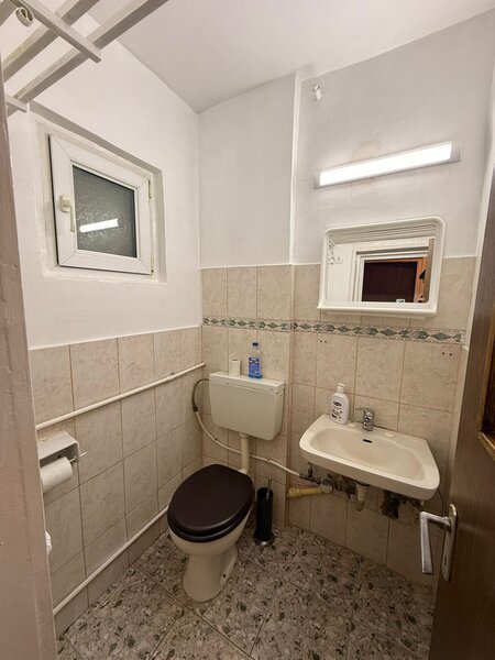 Lacul Tei - Teiul Doamnei - Parcul Circului si Lidl Lacul Tei la 5 min